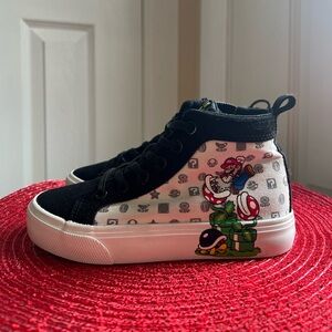 Super Mario Kart Boys’ High Top Sneakers Size 13